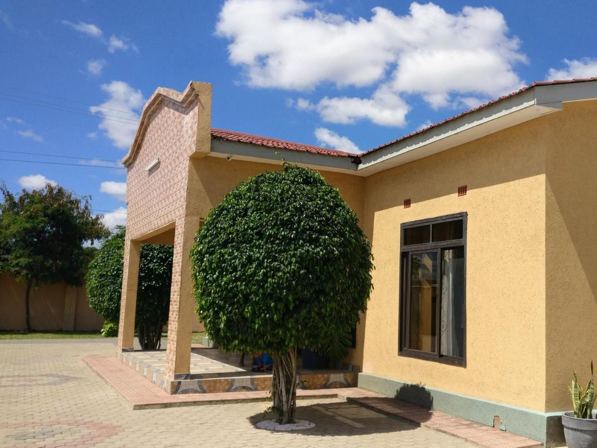 לוסקה The Escape Lodge מראה חיצוני תמונה